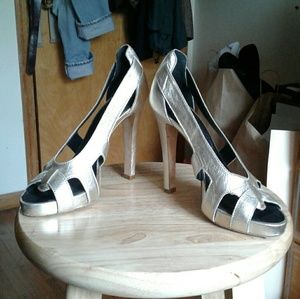 Vintage Givenchy open toe platform pumps w cutouts